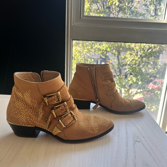 Chloe Susanna tan suede studded boots - Picture 3 of 7